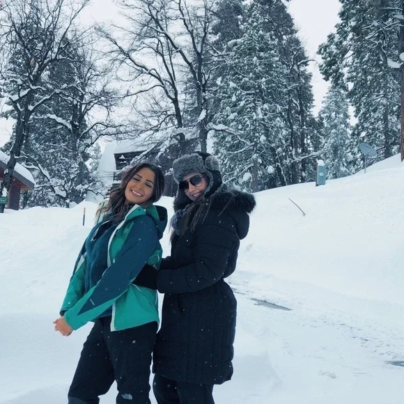 The NorthFace Women's Ski HyVent Jacket. - Picture 13 of 14